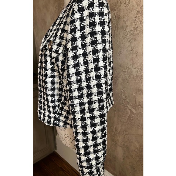 Tahari Cropped Black and White Tweed Jacket - S - Picture 5 of 8